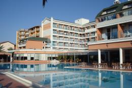 INSULA RESORT SPA TOPLAM 4 ADET ASANSÖR